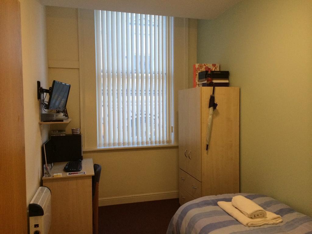 Oliver House Hostel Liverpool Room photo